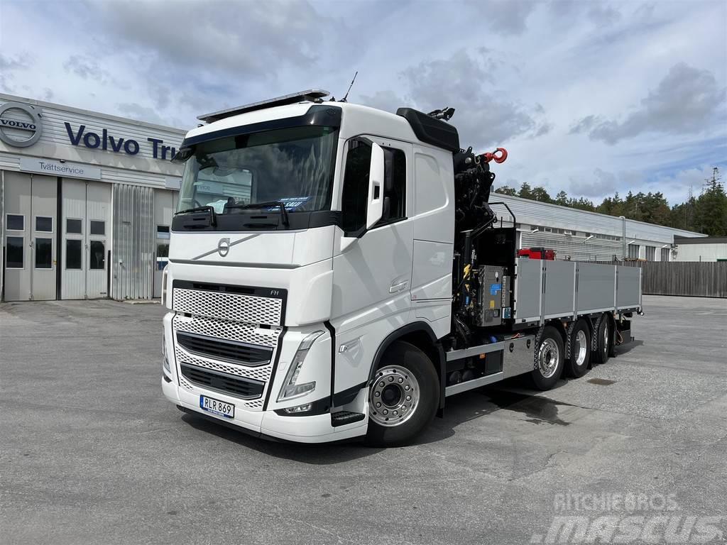 Volvo FH Ny större brädgårdsbil 8x2 39 tons kran Ciężarówki typu Platforma / Skrzynia
