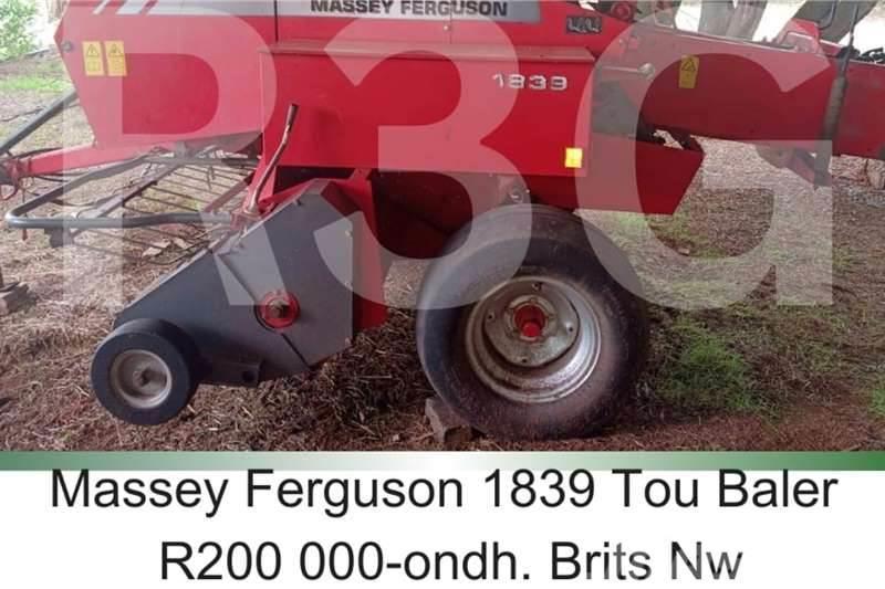 Massey Ferguson 1839 - twine Inne