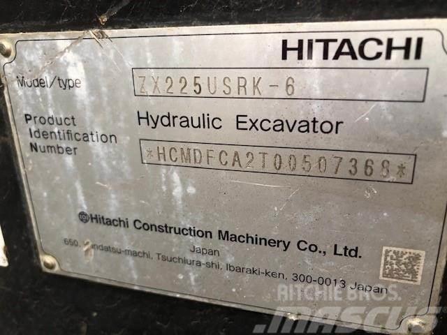 Hitachi ZX225USRK-6 Koparki gąsienicowe
