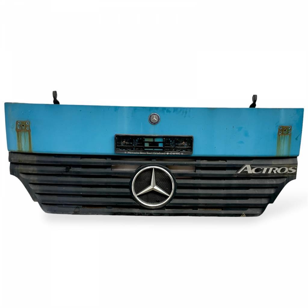 Mercedes-Benz Actros MP1 1831 Kabiny i wnętrze