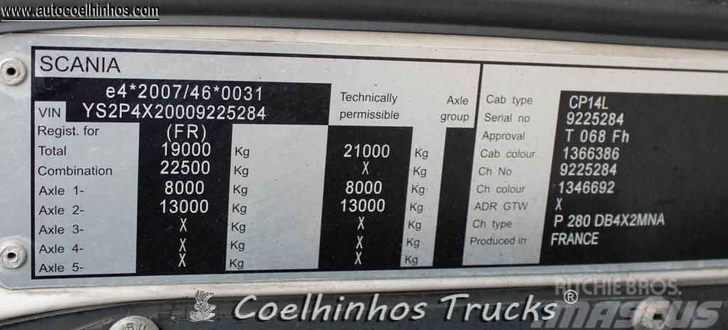 Scania P 280  Chereau + Carrier Temperature controlled trucks