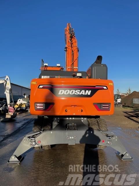 Doosan DX210W-7 Wheeled excavators