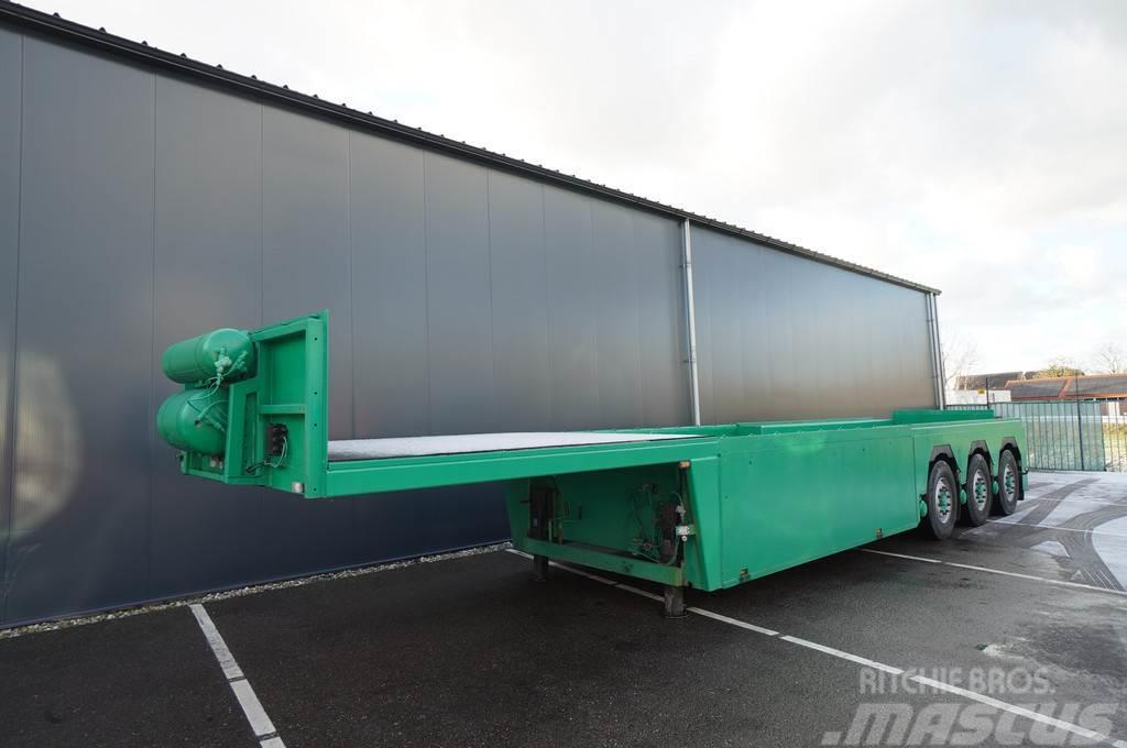 Renders 3 AXLE MACHINE/FORKLIFT TRANSPORT TRAILER Other semi-trailers