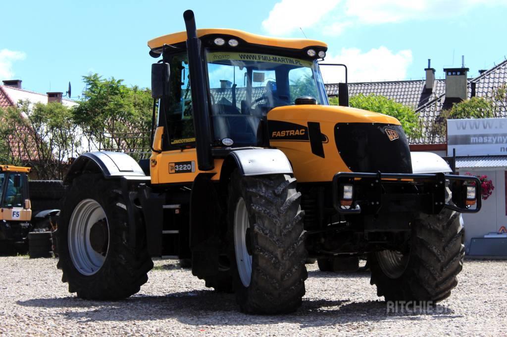 JCB Fastrac 3220-65 Tractors