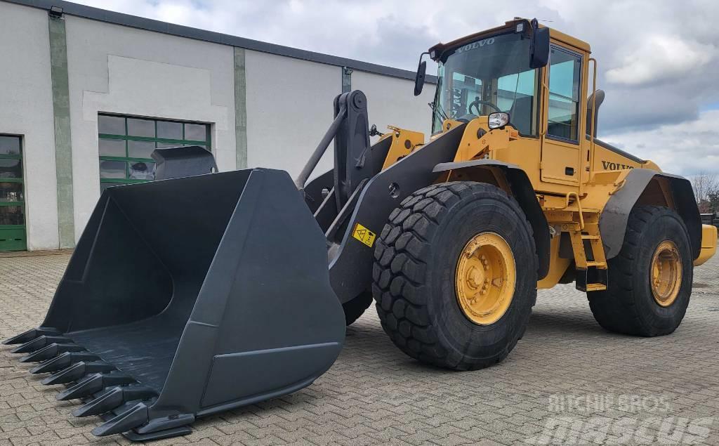 Volvo L 120 E, 40km/h, Waage, excell.cond., Finanzierung Wheel loaders