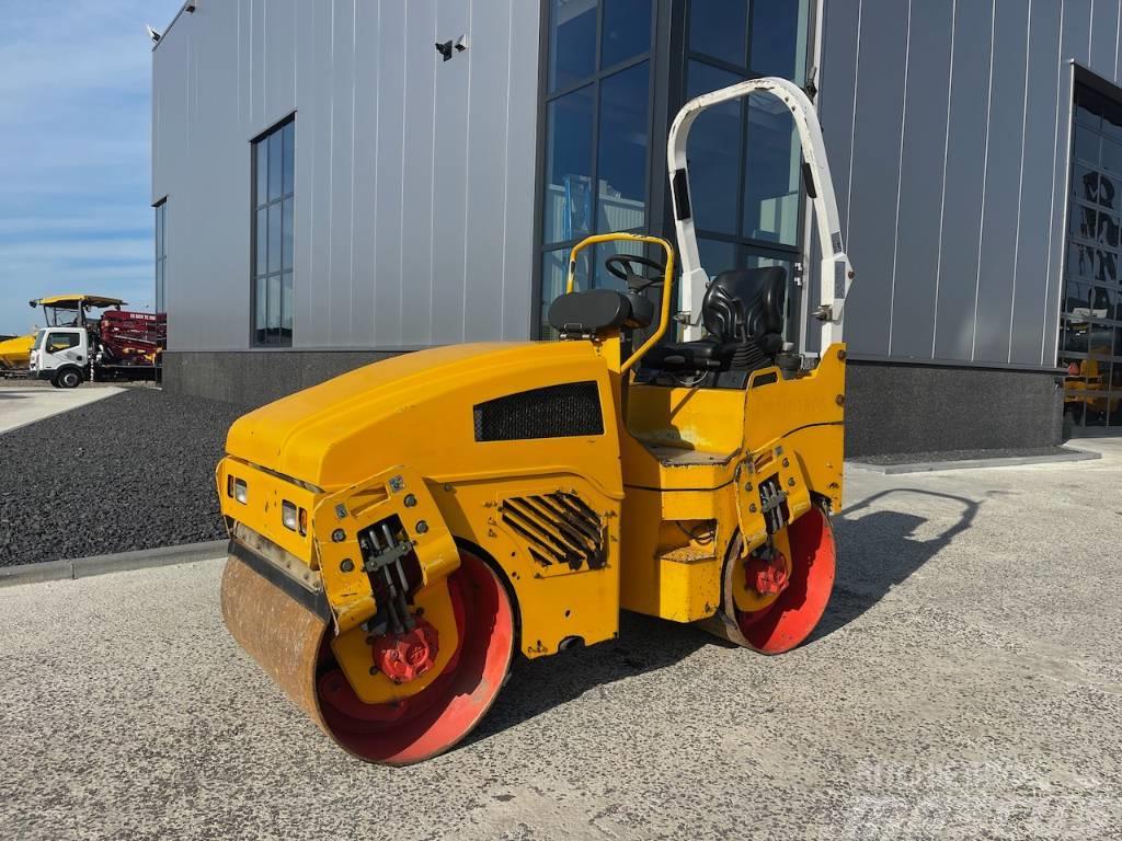 Bomag BW 100 AD-4 Twin drum rollers