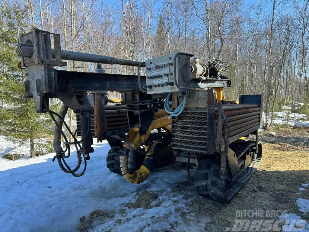 Nemek 220 TSR Waterwell drill rigs