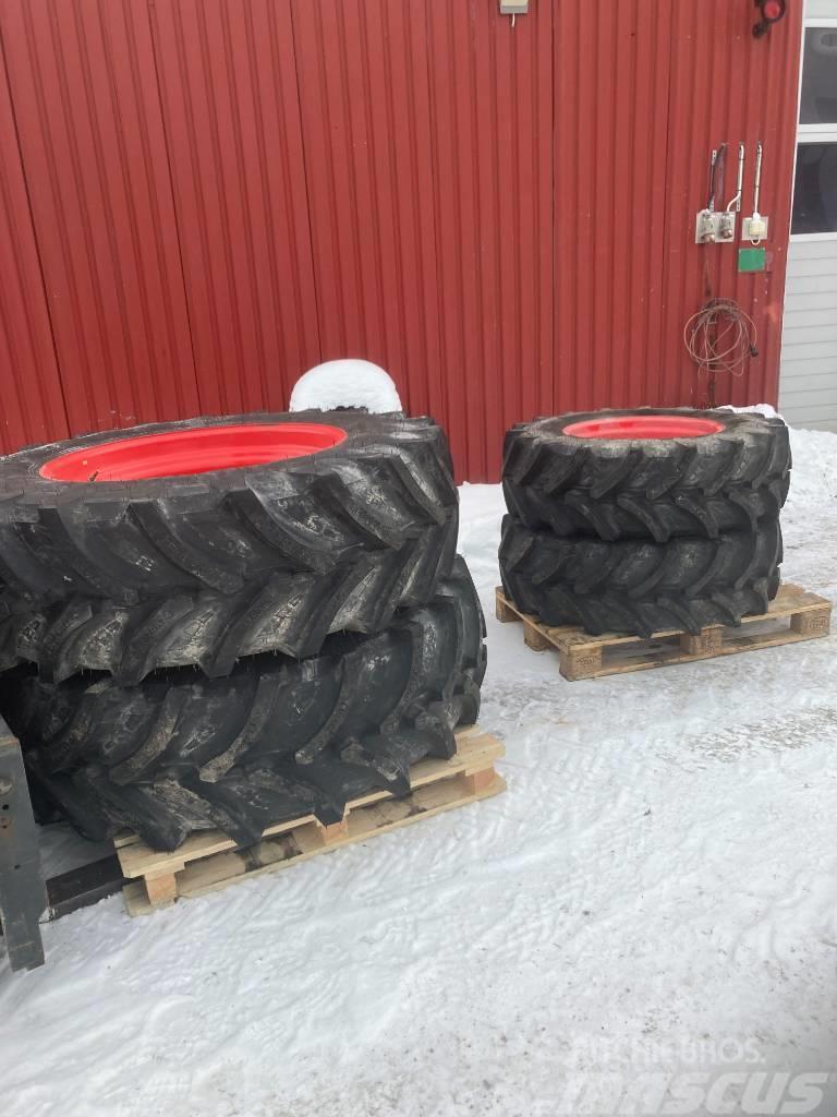  Däck och fälg 480/70R34 - 380/70R24 Other tractor accessories
