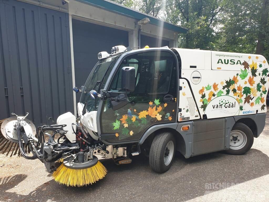 Ausa B200H Sweepers