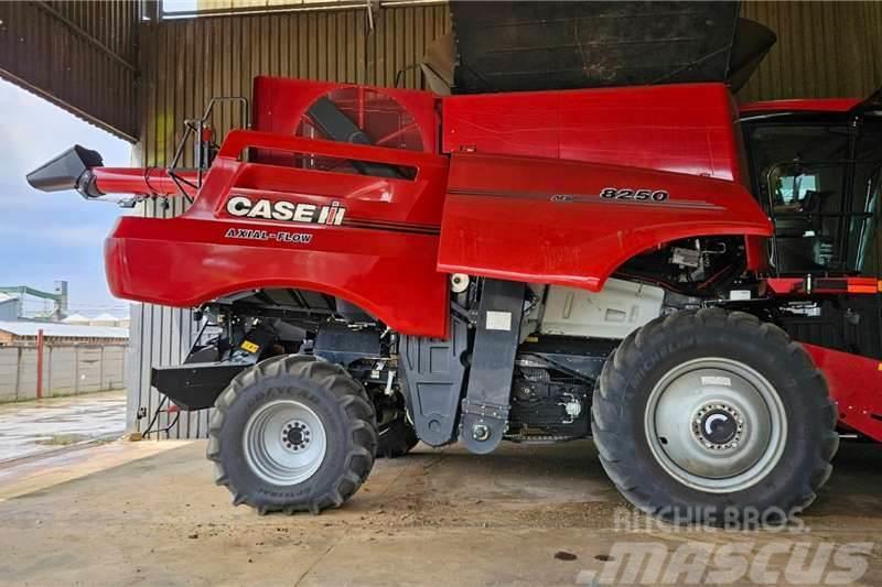 CASE 8250 2WD Combine Other trucks