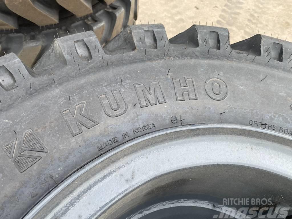 Kumho 10,00-20 Tyres, wheels and rims