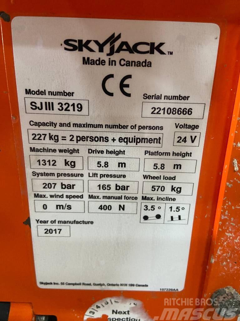 SkyJack SJ 3219 schaarhoogwerker 7,8m hoogwerker Scissor lifts