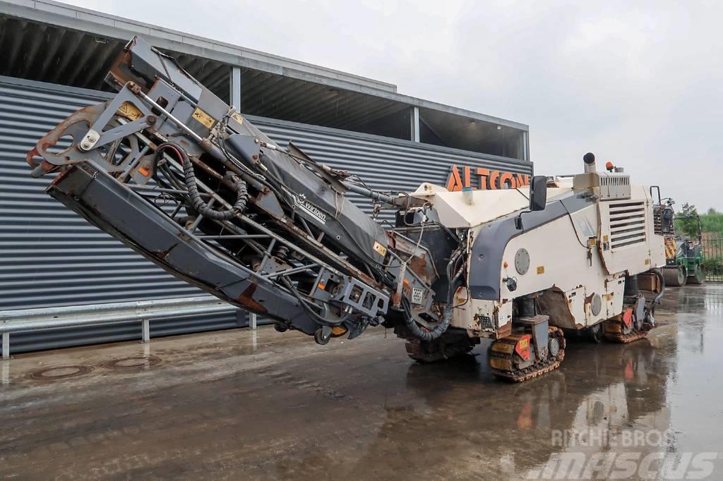 Wirtgen W 100 FI Asphalt cold milling machines