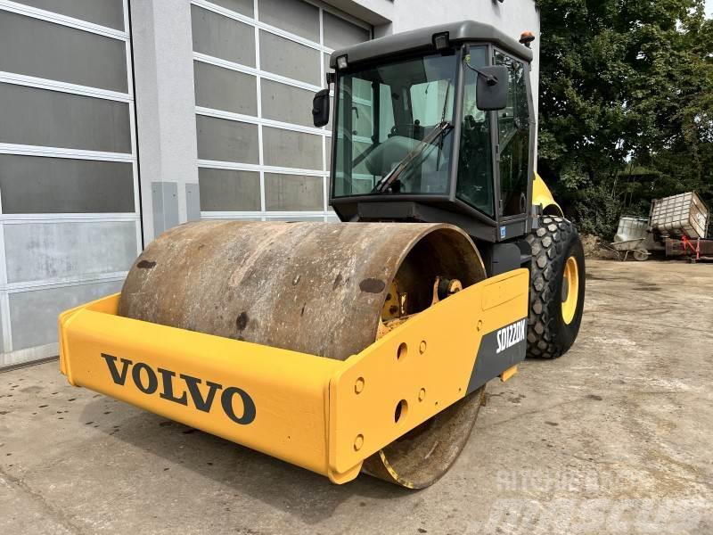 Volvo SD-122DX Single drum rollers