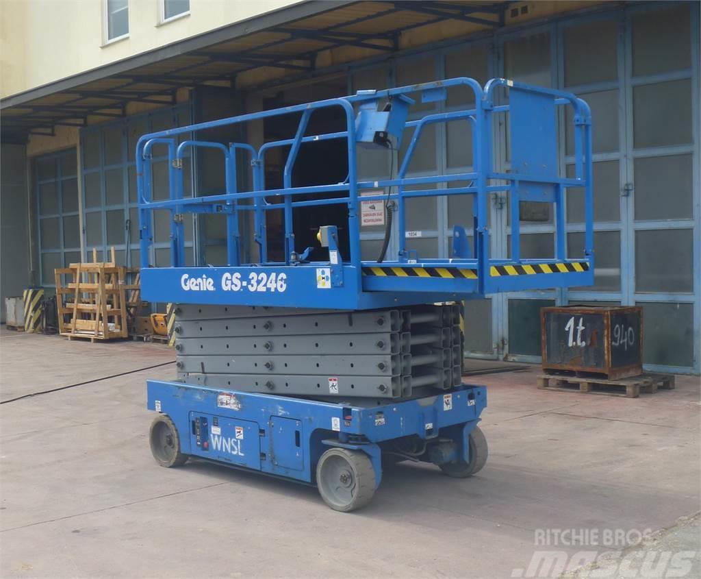 Genie GS 3246 Articulated boom lifts