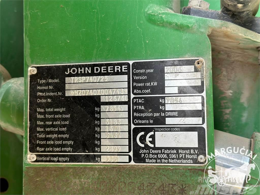 John Deere 740, 4000 ltr., 24 m. Trailed sprayers
