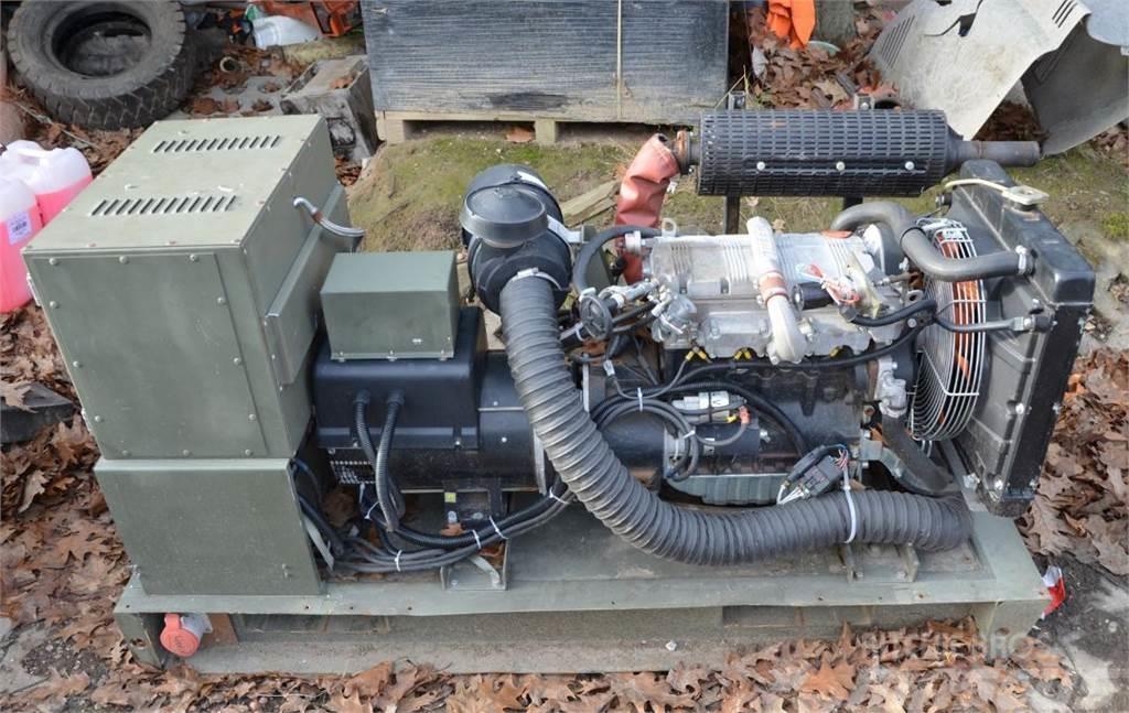  Inny Agregat Prądotwórczy Wojskowy 22 kVA Other Generators