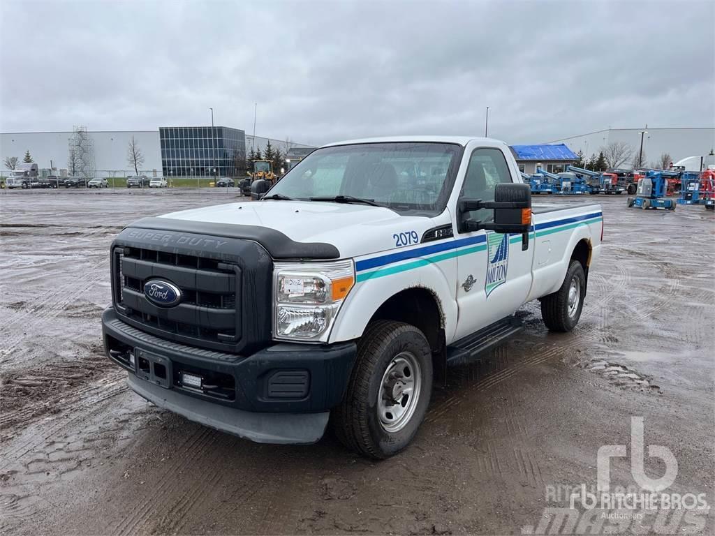 Ford F-250 SD Pick up/Dropside