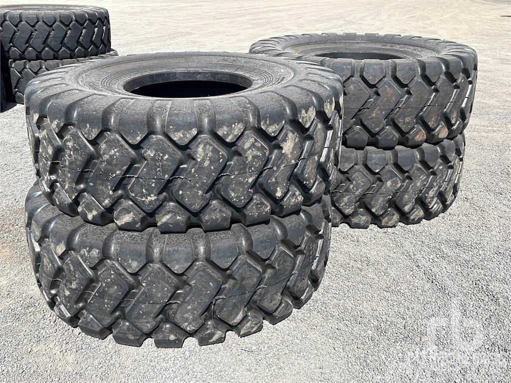  SUREGRIP Quantity of (4) 23.5x25 (Unused) Tyres, wheels and rims