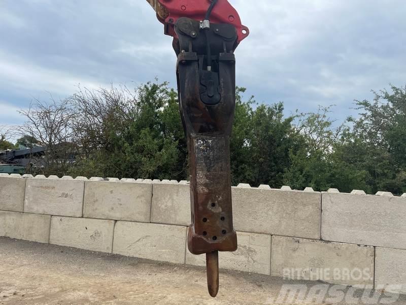 CAT Hydraulic Breaker To Suit 18 - 26 Ton Excavator Hammers / Breakers