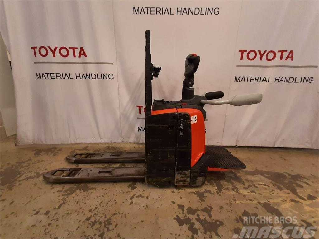 Toyota LPE220 Low lifter with platform