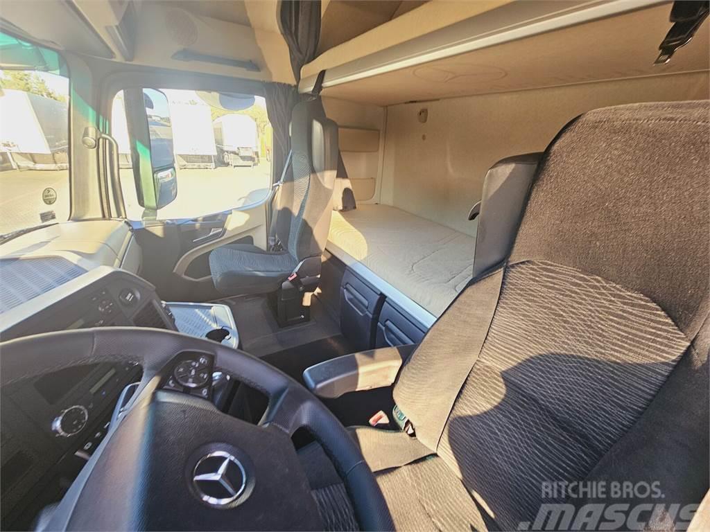 Mercedes-Benz ACTROS 1843 / STREAM SPACE / EURO 6 / 2015 ROK Tractor Units