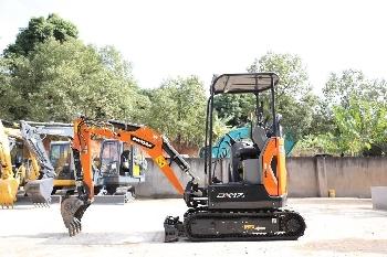 Doosan DX 17