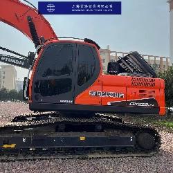 Doosan DX 225