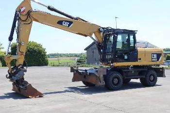 CAT M 322 D