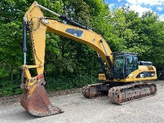 CAT 330 D