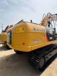 CAT 320 D