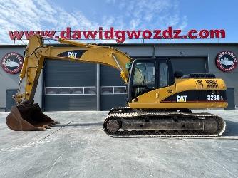 CAT 323 D L