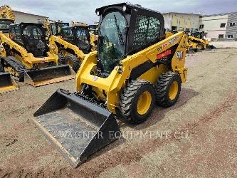 CAT 236D3