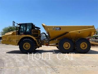 CAT 745