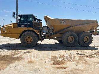 CAT 745