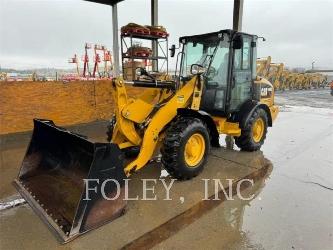 CAT 906M