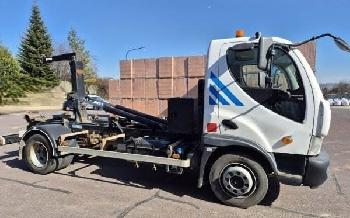 Avia D120
