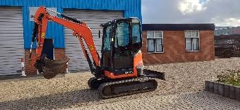 Kubota U 27-4