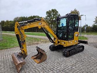 CAT 302.7CR