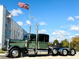 Peterbilt 389