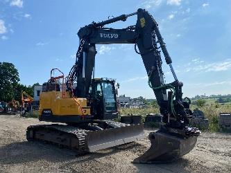 Volvo ECR 235