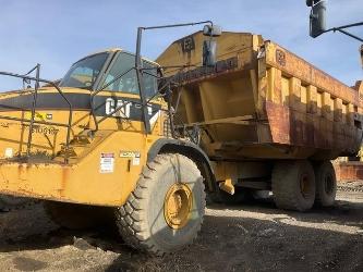 CAT 740