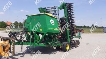 John Deere 740A 9M