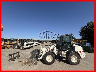CAT 908 M
