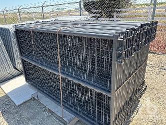  Panels