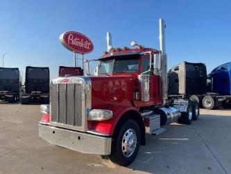 Peterbilt 389