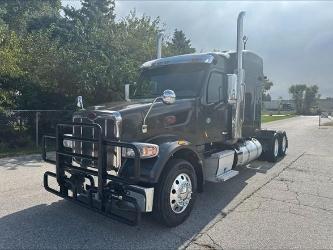 Peterbilt 567