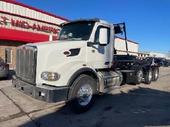 Peterbilt 567
