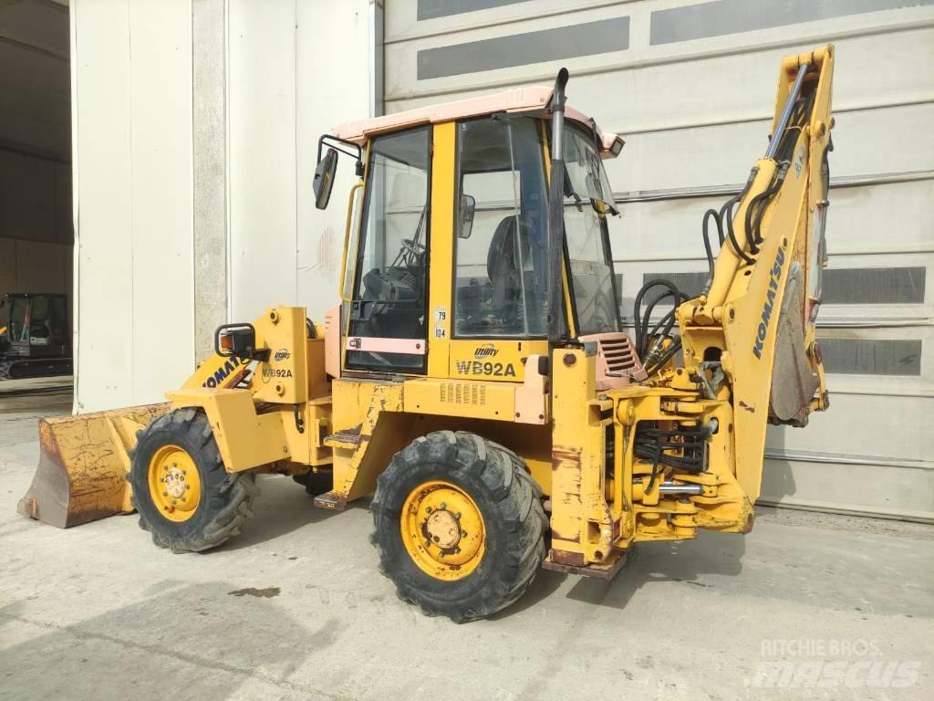 Komatsu WB 92 A Koparko-ładowarki