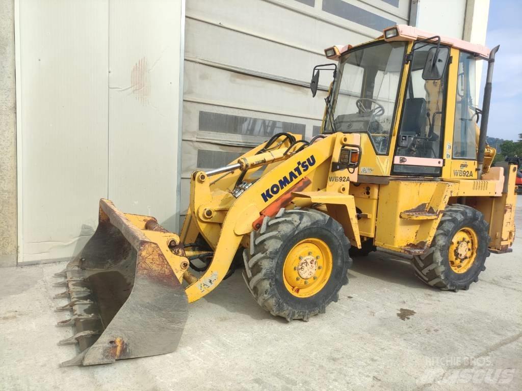 Komatsu WB 92 A Koparko-ładowarki